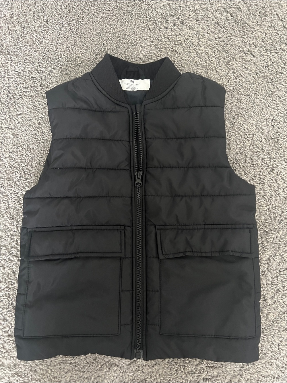 H&M Men's Black Quilted Puffer Vest with Front Pockets